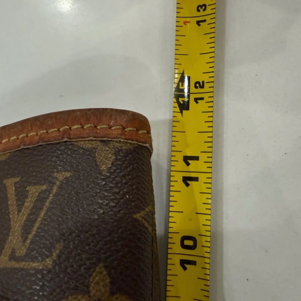 Louis Vuitton Monogram Neverfull MM Tote Bag Brown